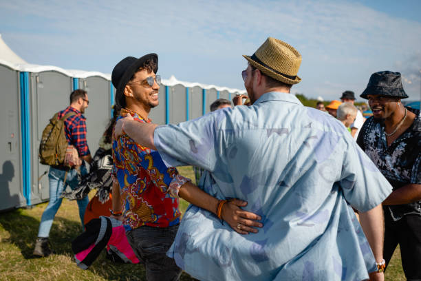 Best Emergency porta potty rental  in Oak Park, IL